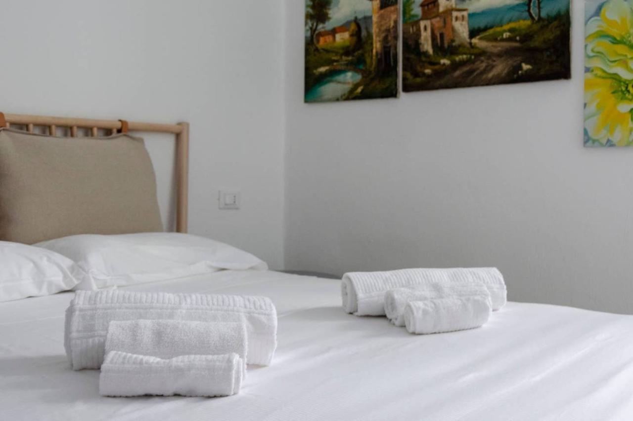 Castelli'S Apartments Campo 16 Генуа Екстериор снимка